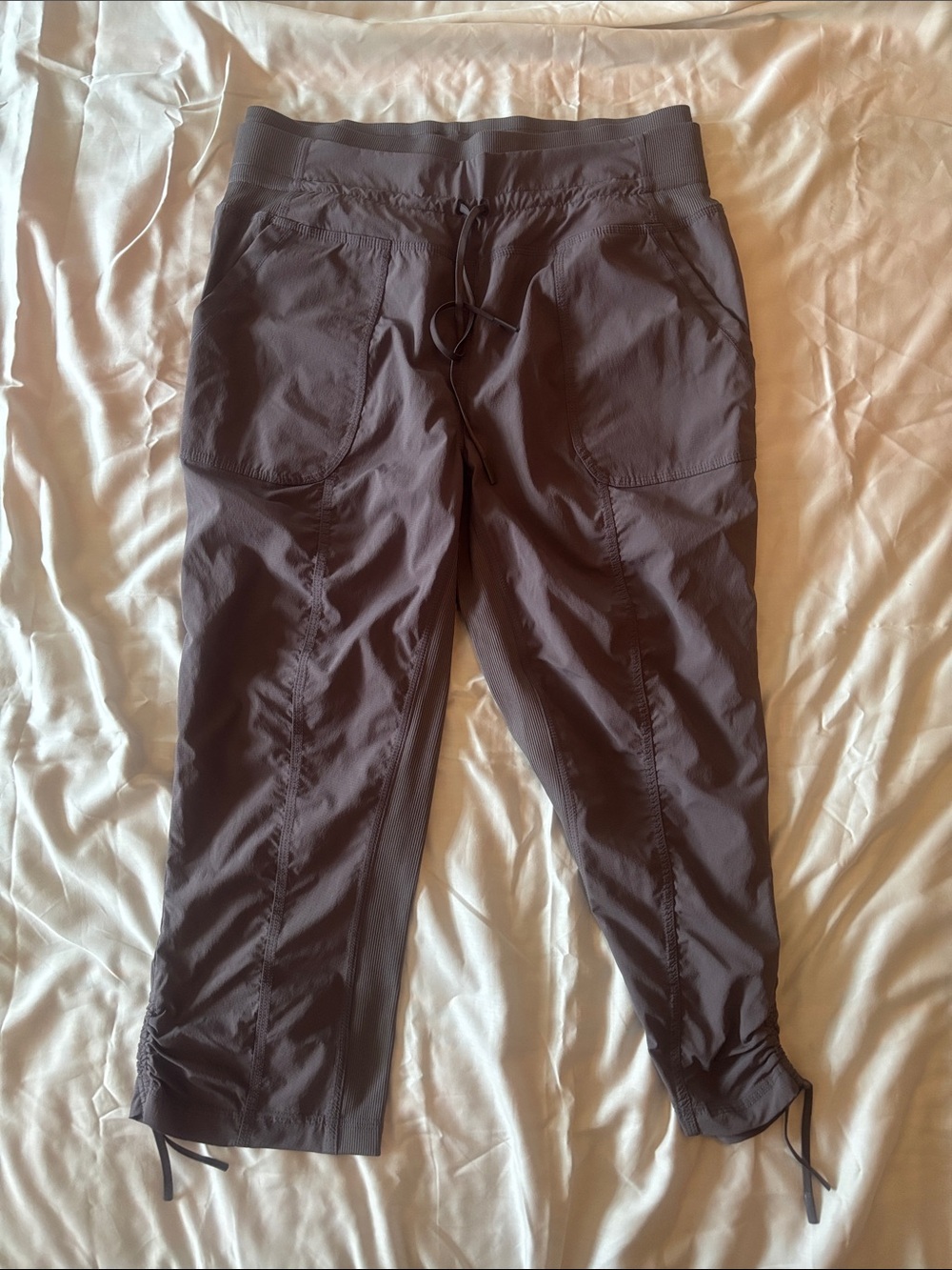 Women’s Drawstring active capri Pants